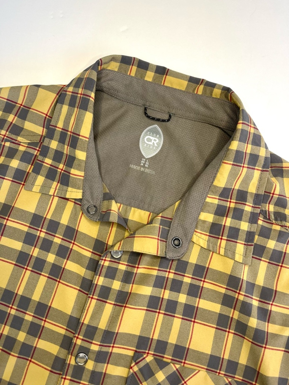 Club Ride Pearl Snap Shirt Mens Size L Multicolor Plaid Cycling Lightweight